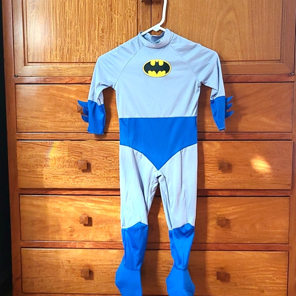 Costume